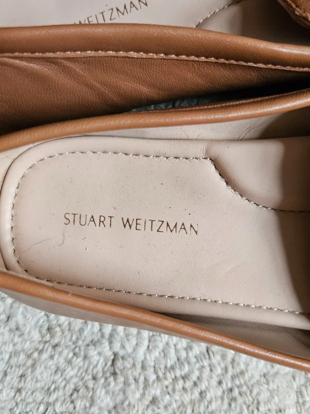 Stuart Weitzman Tan or Brown Driving Loafers Shoes Size 8.5 Leather Slip-On